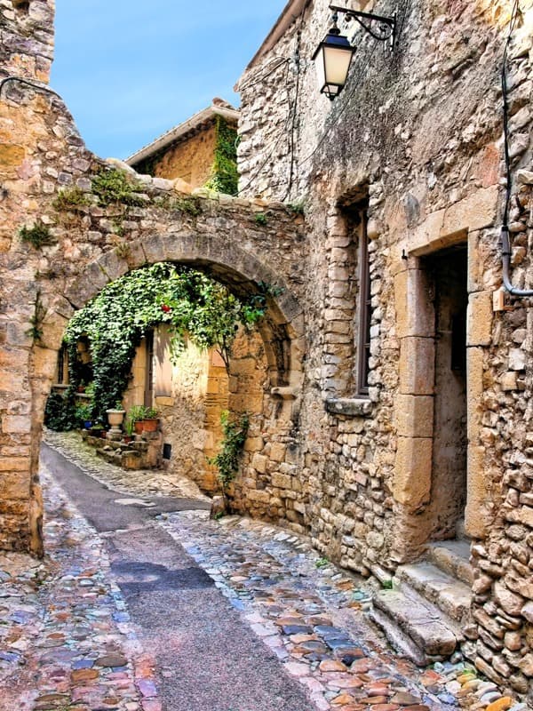 <span  class="uc_style_uc_tiles_grid_image_elementor_uc_items_attribute_title" style="color:#ffffff;">0195</span>